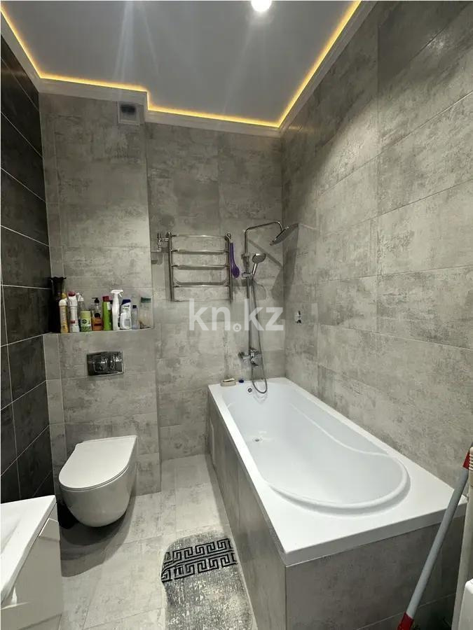 Продажа 2-комнатной квартиры, 68 м² в Алматы - фото 3