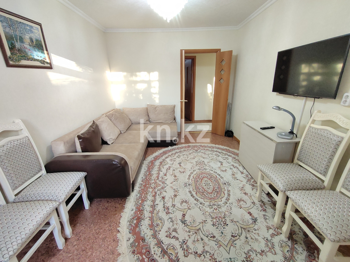 Продажа 2-комнатной квартиры, 44 м², ул. Муканова, дом  4 - Продажа  двухкомнатных квартир в Караганде фото 2 из 19