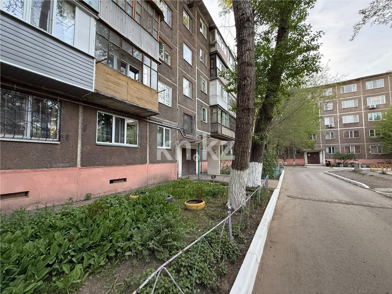 Продажа 2-комнатной квартиры, 44 м² - Продажа двухкомнатных квартир в панельном доме в Темиртау - страница 6 фото 10 из 12