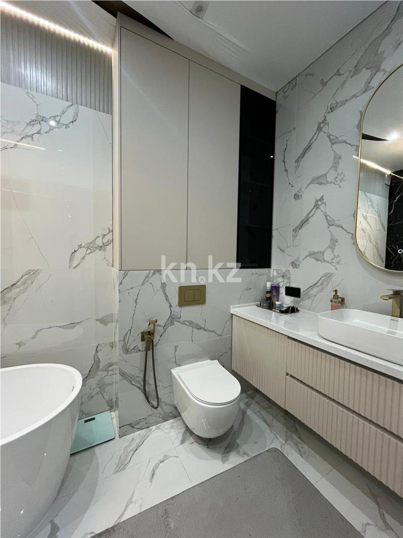 Продажа 3-комнатной квартиры, 100 м², ул. Ашимова, дом  15 - Продажа  трехкомнатных квартир в Караганде фото 14 из 17