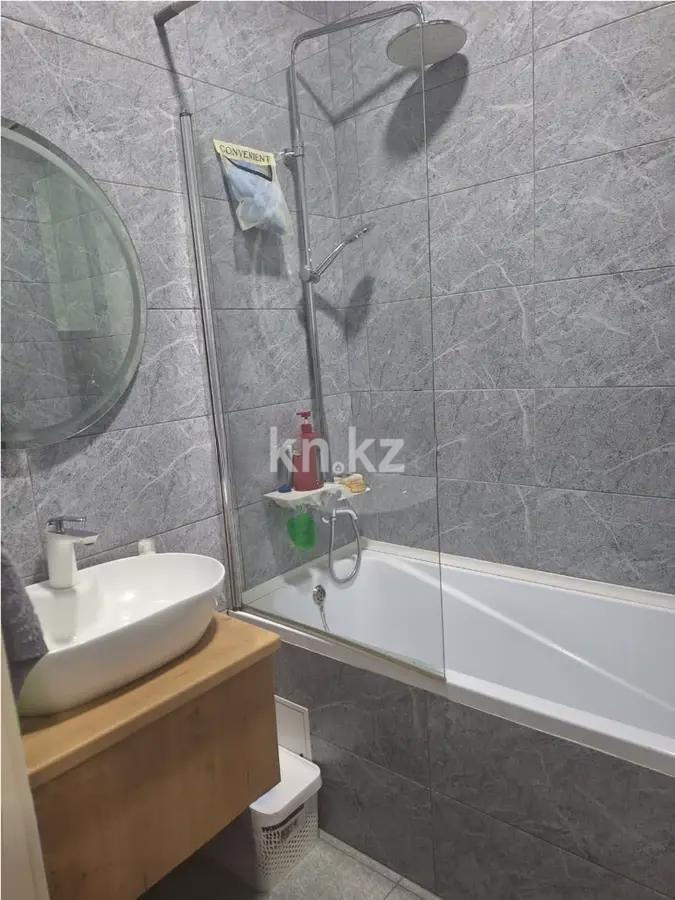Продажа 3-комнатной квартиры, 72 м², ул. Варламова, дом  1/3а в Алматы - фото 5