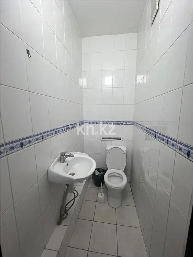 Продажа 2-комнатной квартиры, 65.2 м², ул. Рыскулбекова, дом  16/1 в Астане - фото 4