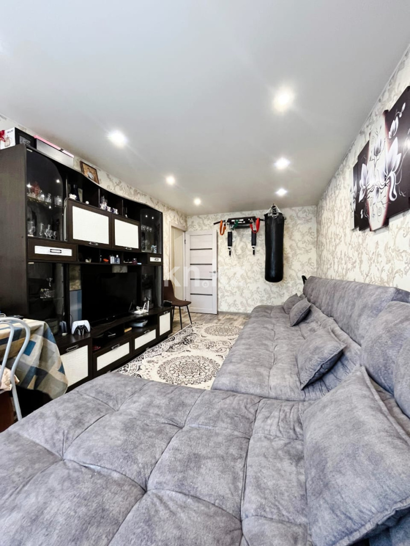 Продажа 2-комнатной квартиры, 46 м², ул. Бажова, дом  331/2 - Продажа и аренда недвижимости в Усть-Каменогорске фото 3 из 24