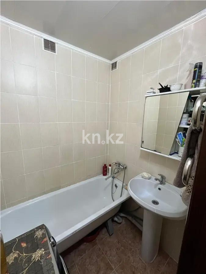 Продажа 4-комнатной квартиры, 70 м², ул. Гапеева, дом  1 - Продажа  четырехкомнатных квартир в Караганде фото 6 из 7