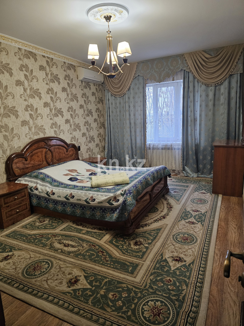 Аренда 4-комнатной квартиры посуточно, 152 м², ул. 8 Марта, дом  5а - Аренда квартир посуточно в Шымкенте фото 6 из 12