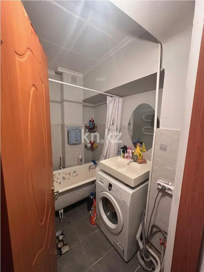 Продажа 2-комнатной квартиры, 56 м², ул. Жайсан, дом  1 в Алматы - фото 4