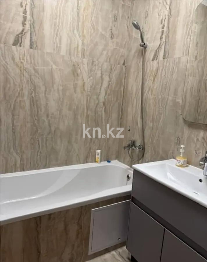 Продажа 4-комнатной квартиры, 169 м², ул. Байтурсынова, дом  17 в Астане - фото 4