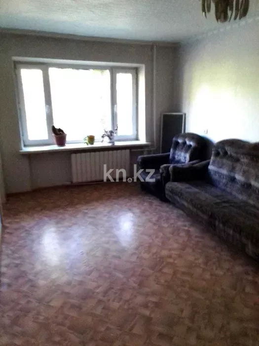 Продажа 3-комнатной квартиры, 59 м², мкр-н 21, дом  16 - Продажа квартир в Караганде фото 1 из 12