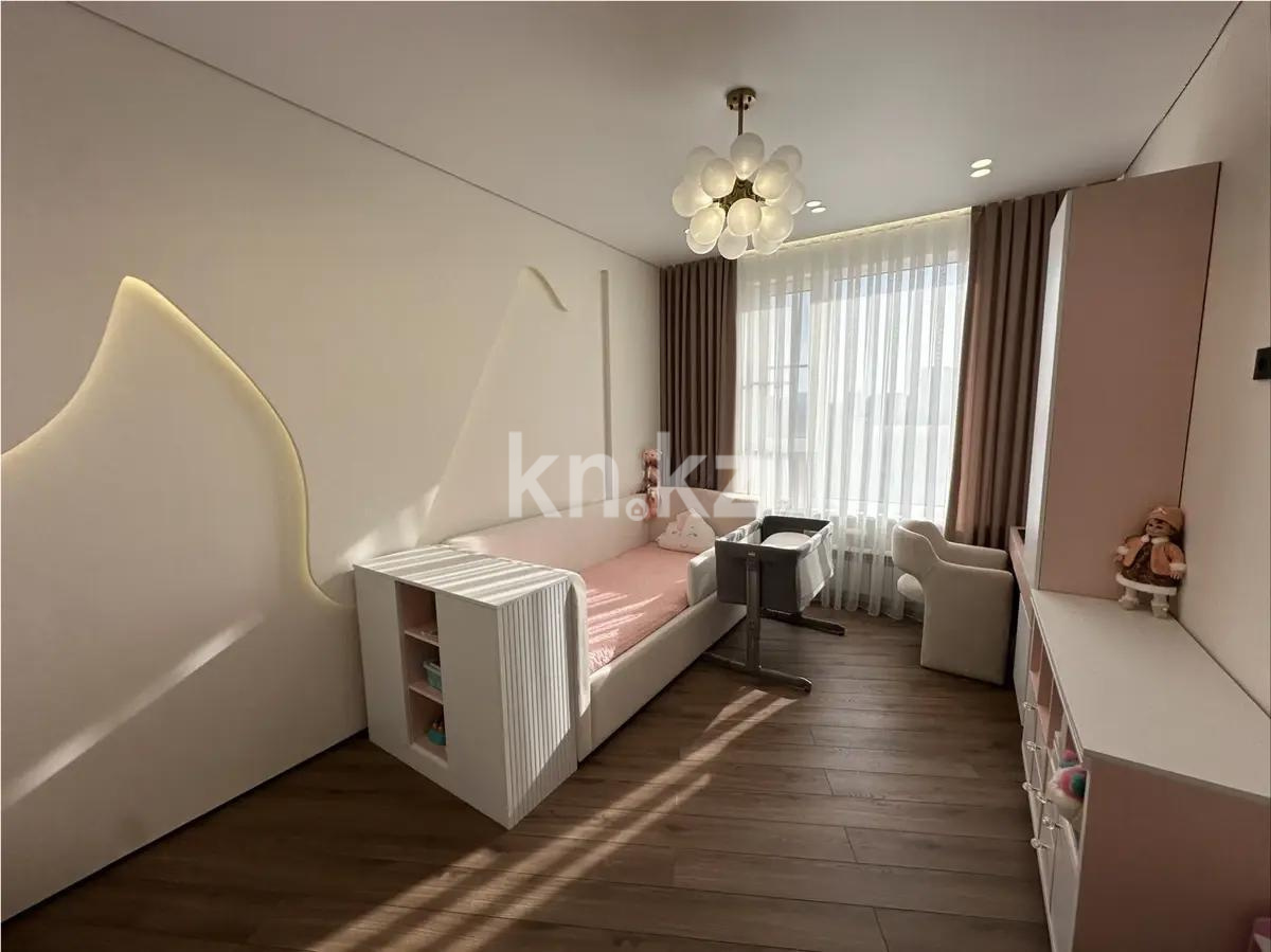 Продажа 3-комнатной квартиры, 97 м², ул. Токпанова, дом  8/1 в Астане - фото 3