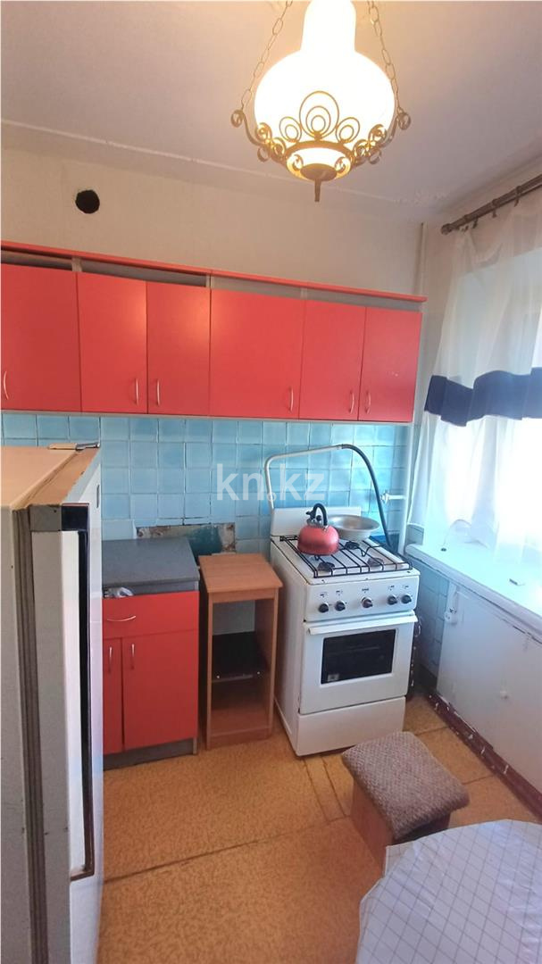 Продажа 3-комнатной квартиры, 55 м², мкр-н 12 - Продажа квартир в Караганде фото 7 из 12