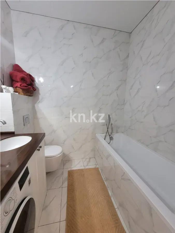 Продажа 3-комнатной квартиры, 90 м², ул. Кумисбекова, дом  12/5 в Астане - фото 5