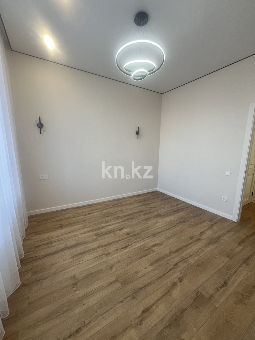 Продажа 2-комнатной квартиры, 35 м², Абая, дом  84 в Астане - фото 3