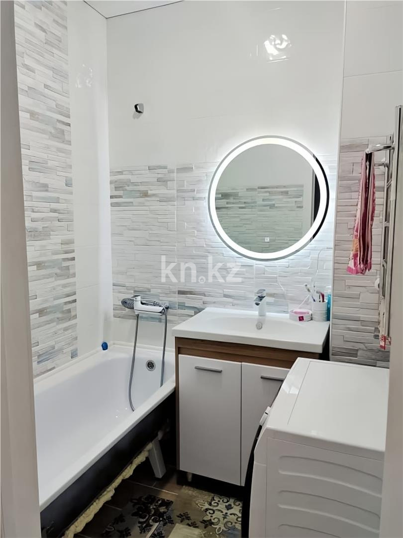 Продажа 3-комнатной квартиры, 77 м², мкр-н Голубые Пруды - Продажа квартир в Караганде фото 11 из 15