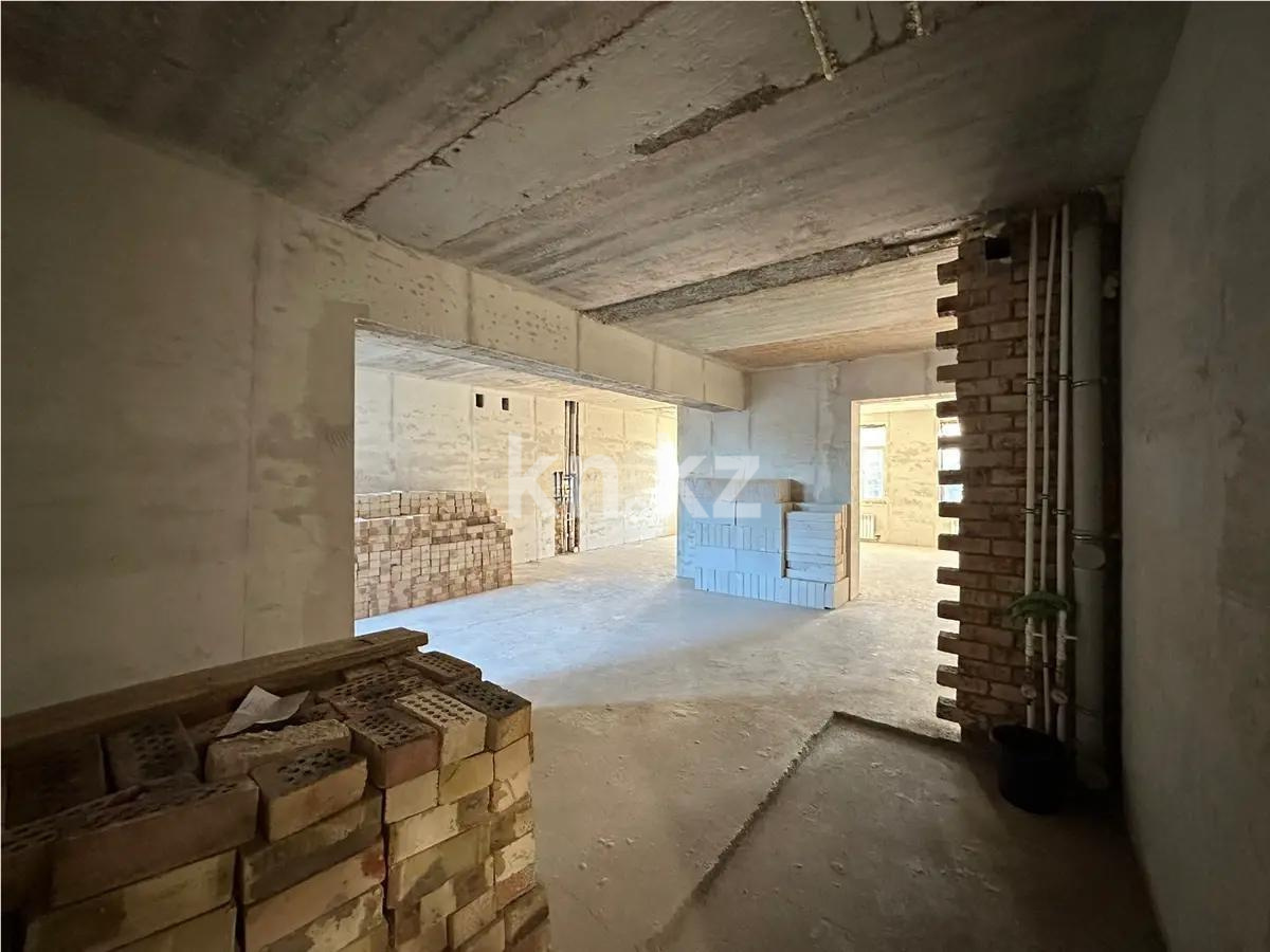 Продажа 4-комнатной квартиры, 131 м², ул. Жамбыла, дом  156а - Продажа  четырехкомнатных квартир в Караганде фото 4 из 5