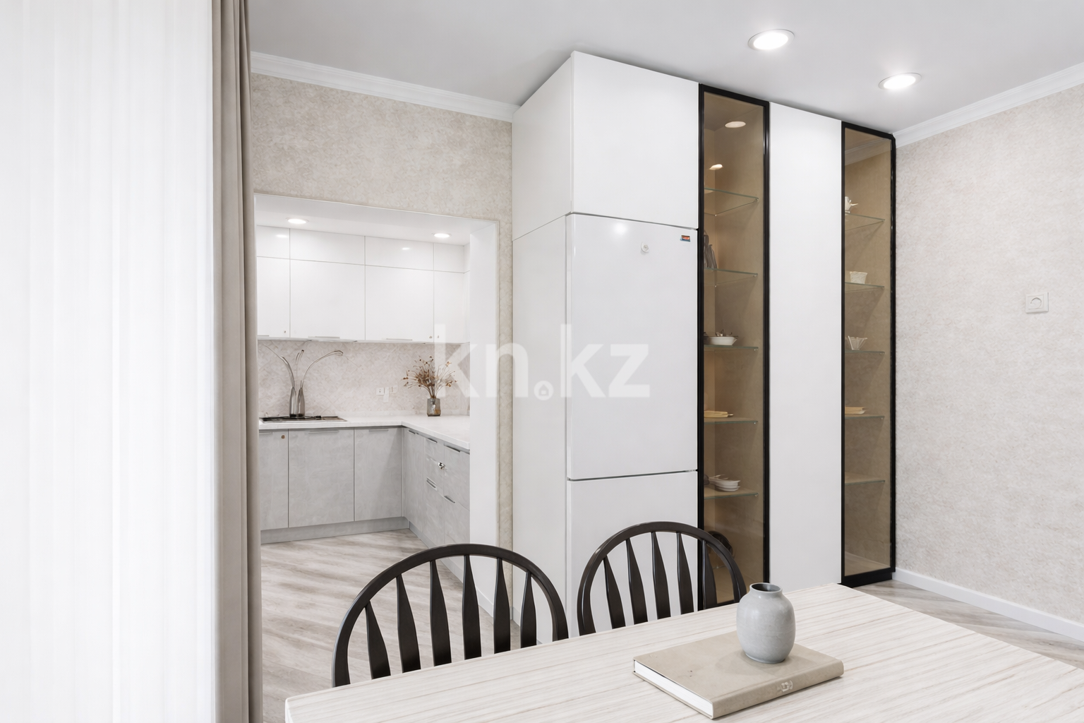 Продажа 3-комнатной квартиры, 94 м² - Продажа квартир в кирпичном доме в Караганде - страница 94 фото 2 из 16