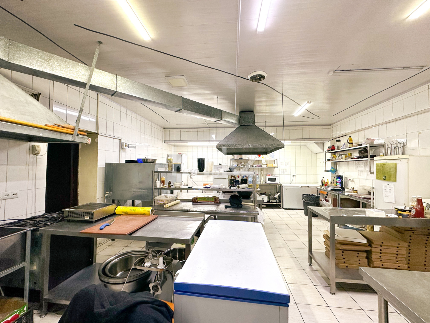 Продажа , 300 м², ул. Гурилева, дом  59а - Продажа действующего бизнеса в Алматы с фото фото 10 из 25