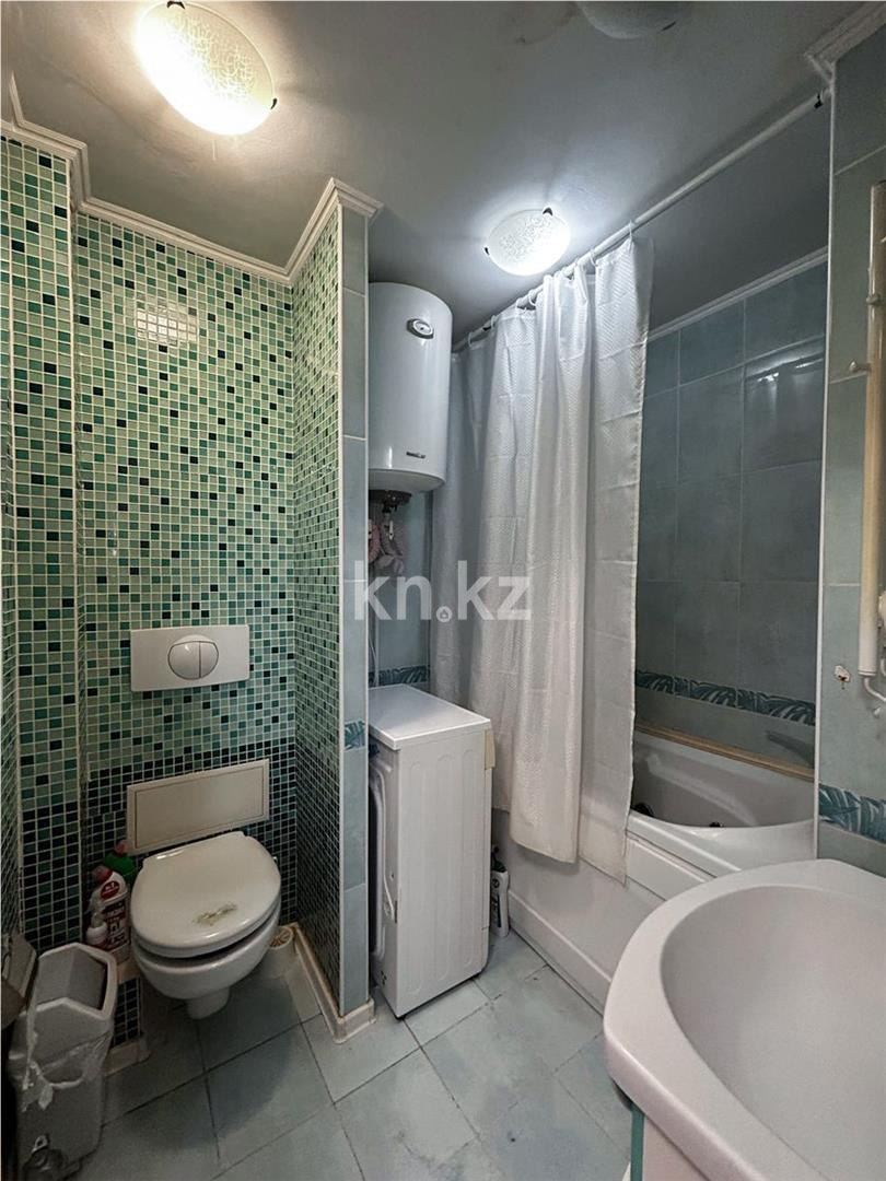 Продажа 3-комнатной квартиры, 70 м², ул. Карбышева в Караганде - фото 11