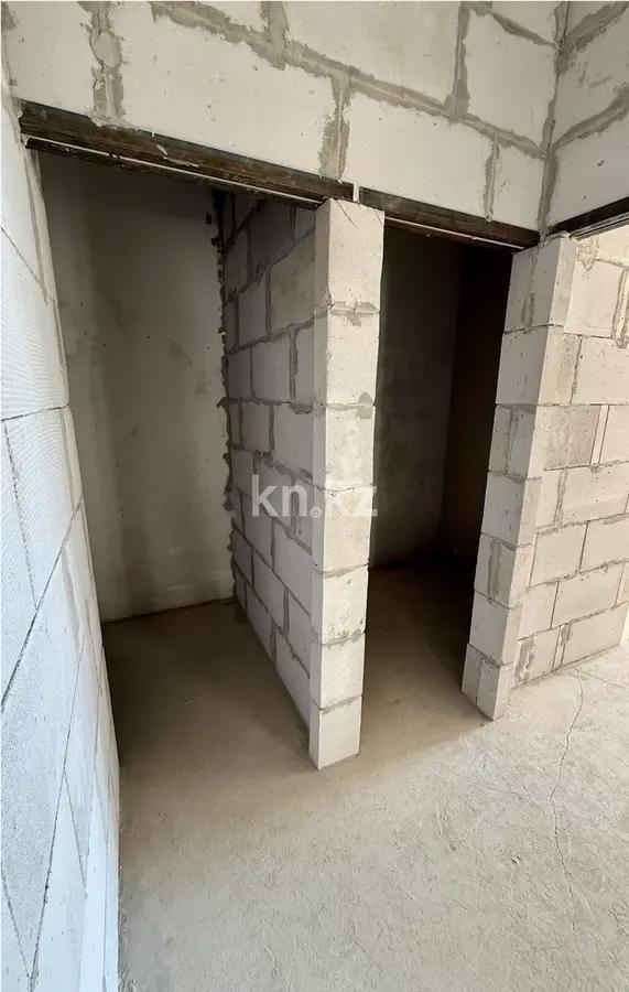 Продажа 3-комнатной квартиры, 100 м² - Продажа  трехкомнатных квартир в Караганде на Юго-Востоке фото 6 из 8