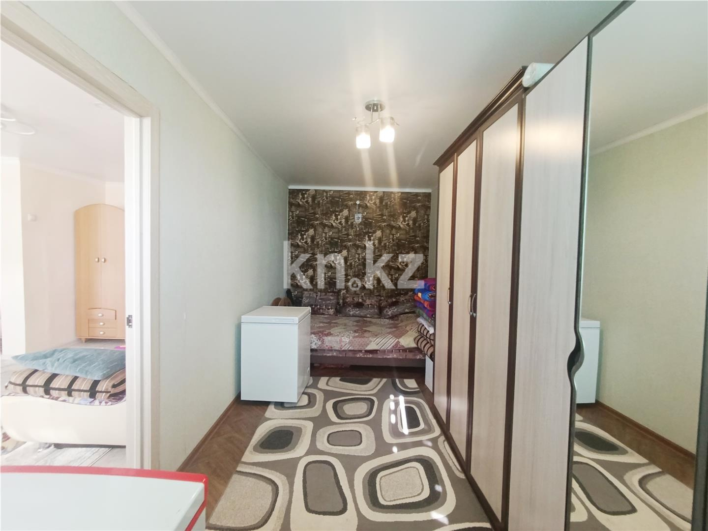 Продажа 2-комнатной квартиры, 44 м², мкр-н 21 в Караганде - фото 2