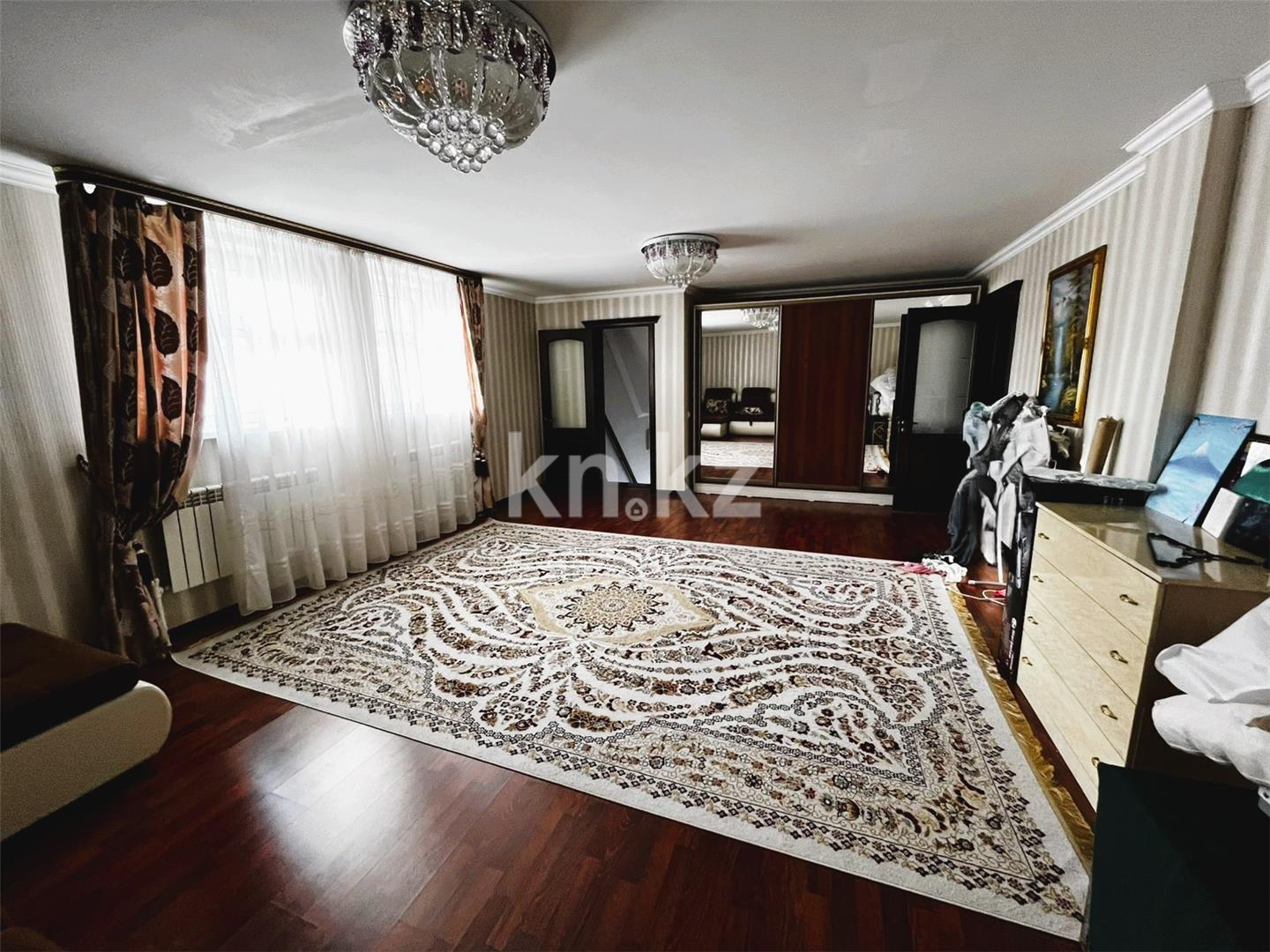 Продажа 9-комнатного дома, 370 м², Таугуль в Караганде - фото 37