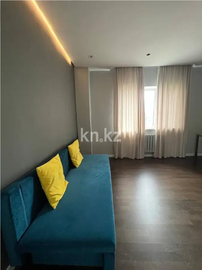 Продажа 3-комнатной квартиры, 100 м², пр. Туран, дом  9 в Астане - фото 2