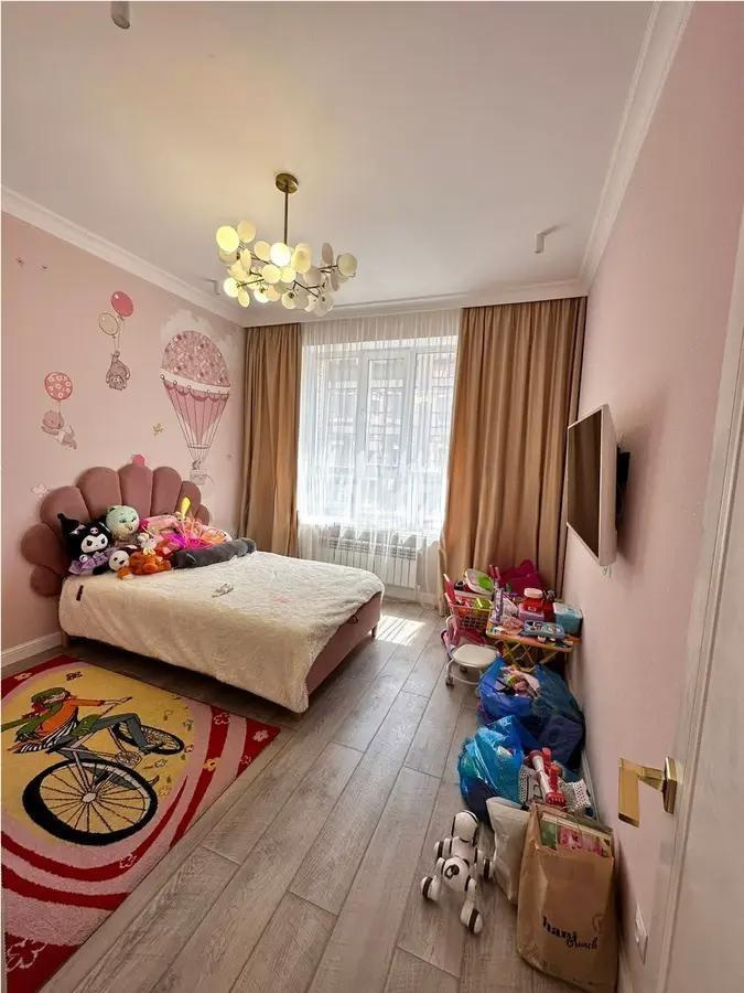 Продажа 5-комнатной квартиры, 160 м², ул. Муканова, дом  41/24 - Продажа  пятикомнатных квартир в Караганде фото 5 из 9