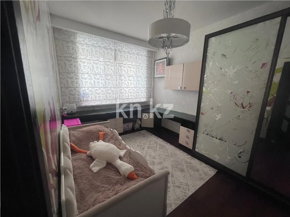 Продажа 3-комнатной квартиры, 108 м², ул. Таттимбета, дом  5а - Продажа  трехкомнатных квартир в Караганде фото 3 из 8