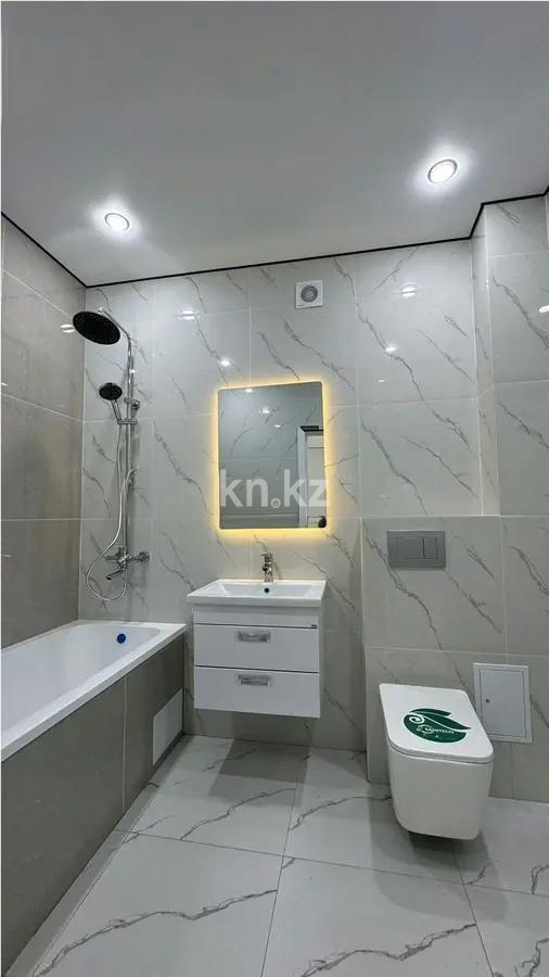 Продажа 2-комнатной квартиры, 43 м², ул. Тынышбайулы, дом  6 стр в Астане - фото 4