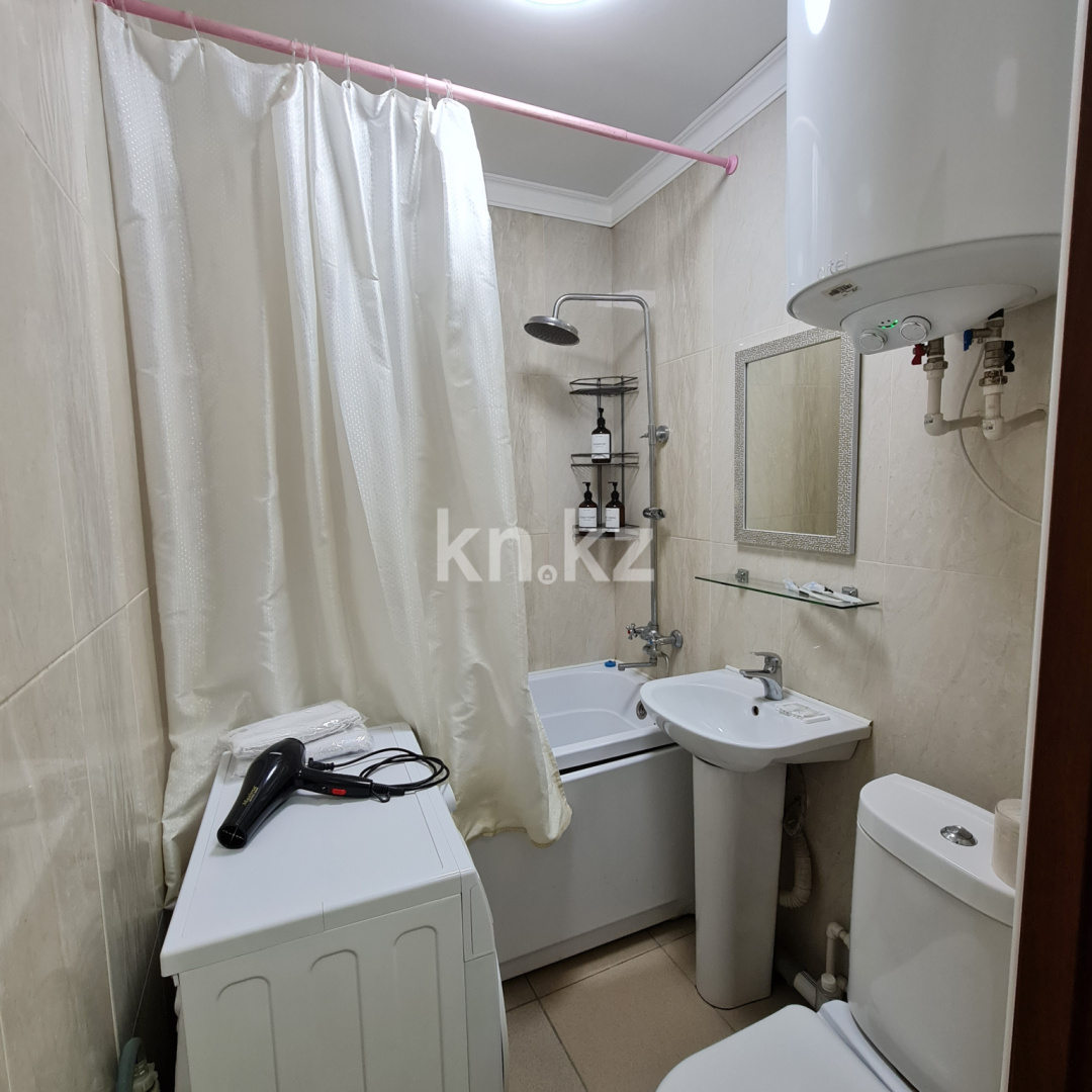 Аренда 2-комнатной квартиры посуточно, 47 м² в Караганде - фото 7