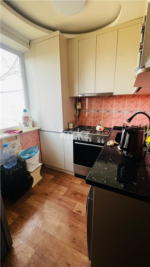 Продажа 3-комнатной квартиры, 61 м², мкр-н 14 в Караганде - фото 10