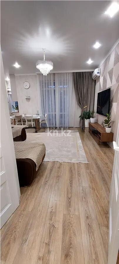 Продажа 4-комнатной квартиры, 90 м² в Караганде