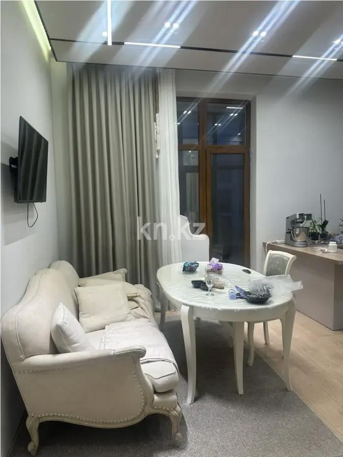 Продажа 3-комнатной квартиры, 90 м², ул. Акмешит, дом  19/1 в Астане - фото 3