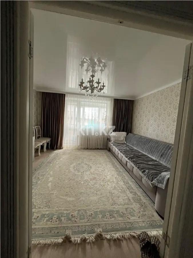 Продажа 4-комнатной квартиры, 91 м², мкр-н Голубые Пруды, дом  12 - Продажа квартир в Караганде фото 1 из 8