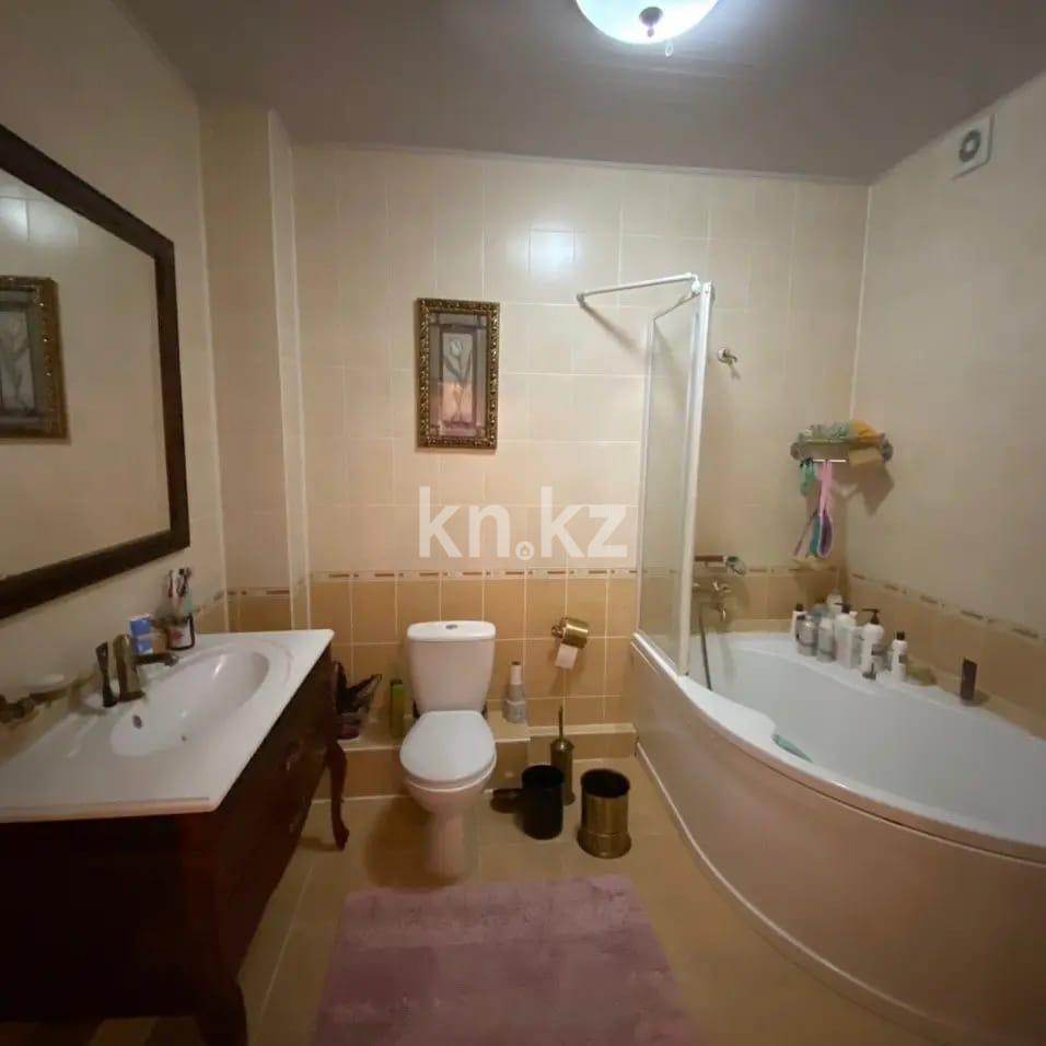 Аренда 5-комнатной квартиры, 210 м², ул. Сарайшык, дом  38 - Аренда квартир помесячно в Астане фото 3 из 10