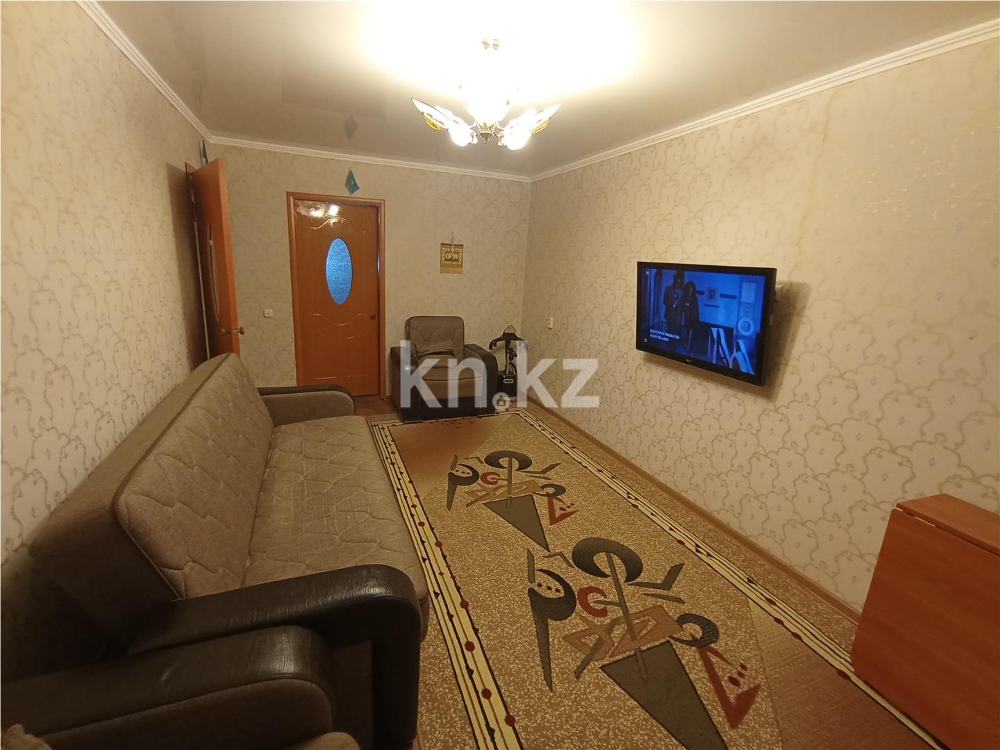 Продажа 2-комнатной квартиры, 44 м², ул. Сатыбалдина - Продажа квартир в Караганде фото 1 из 9