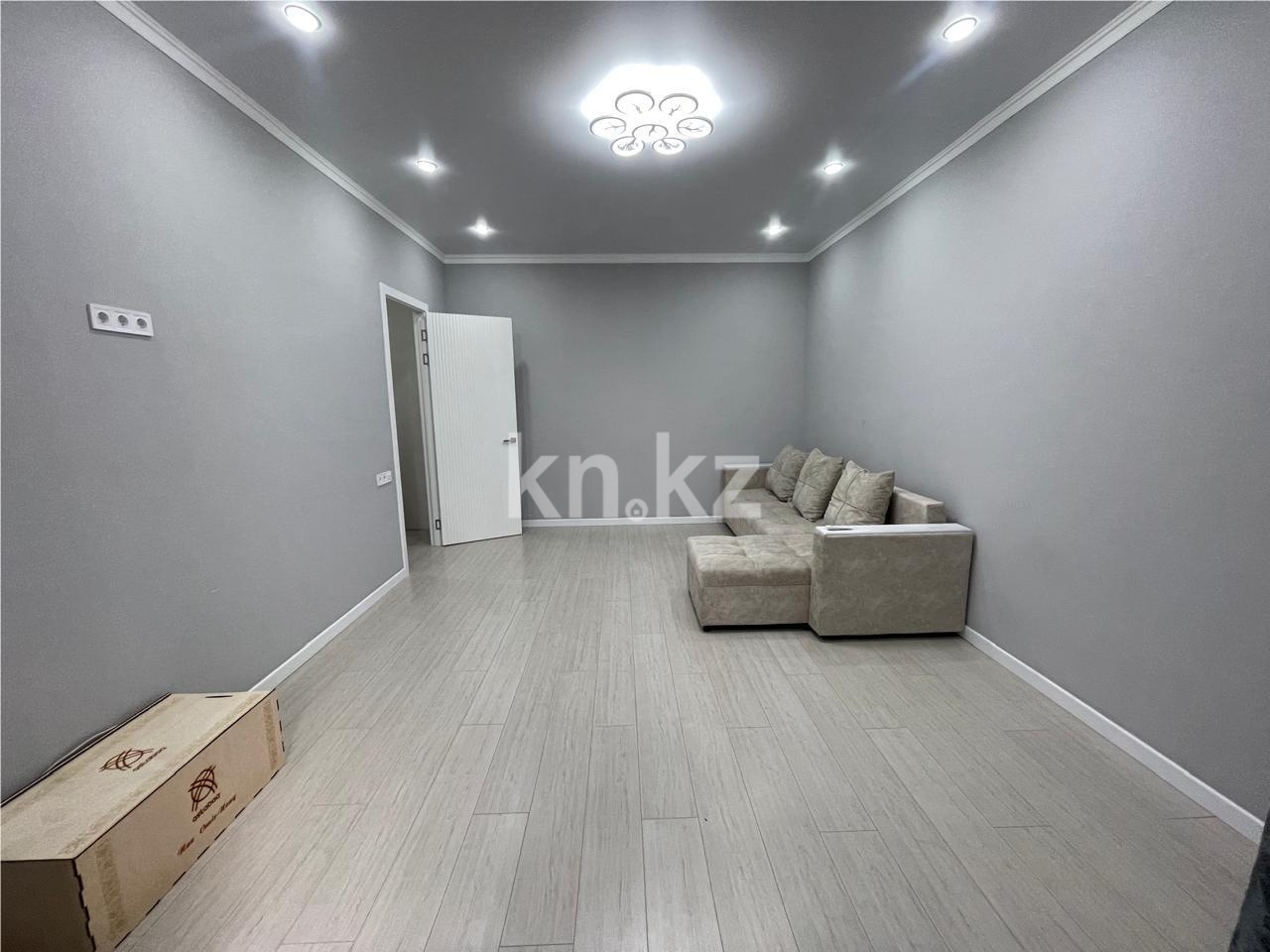 Продажа 2-комнатной квартиры, 59 м², ул. Муканова - Продажа квартир в Караганде фото 2 из 18