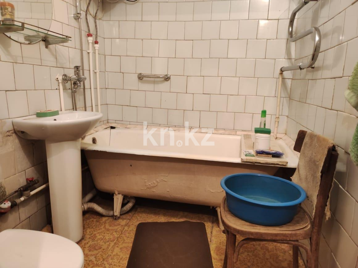 Продажа 3-комнатной квартиры, 56 м², ул. Зелинского в Караганде - фото 9