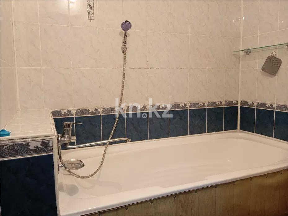 Продажа 3-комнатной квартиры, 104 м², ул. Бокейханова, дом  19 в Алматы - фото 3