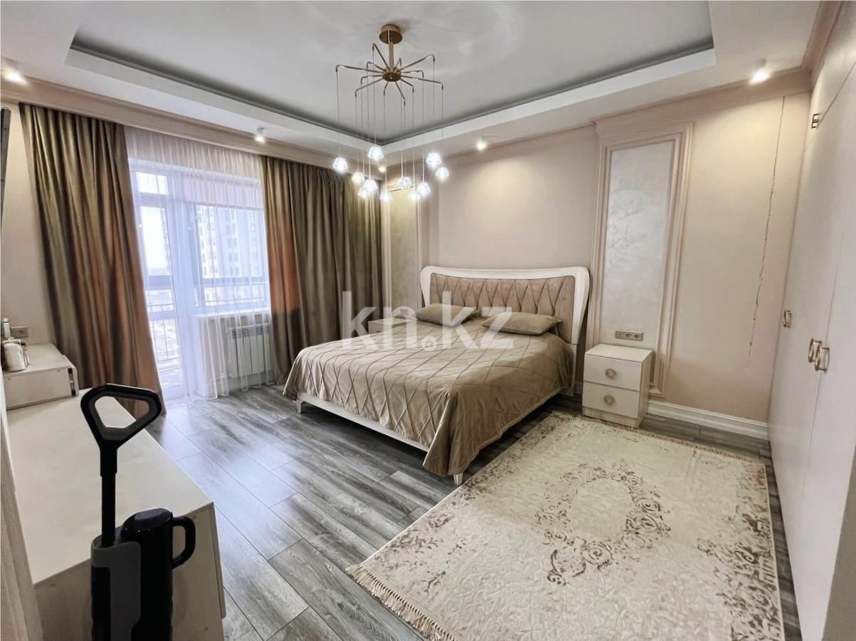 Продажа 4-комнатной квартиры, 107 м², пр. Шахтеров - Продажа  четырехкомнатных квартир в Караганде фото 16 из 40