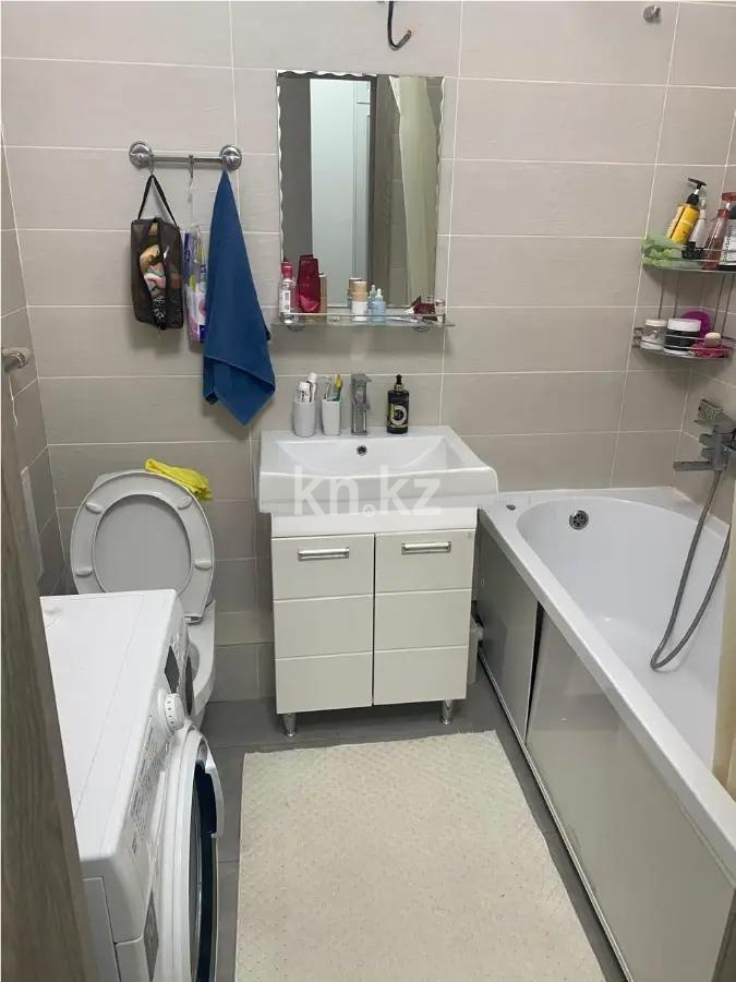 Продажа 1-комнатной квартиры, 37 м², пр. Аль-Фараби, дом  30 в Астане - фото 3