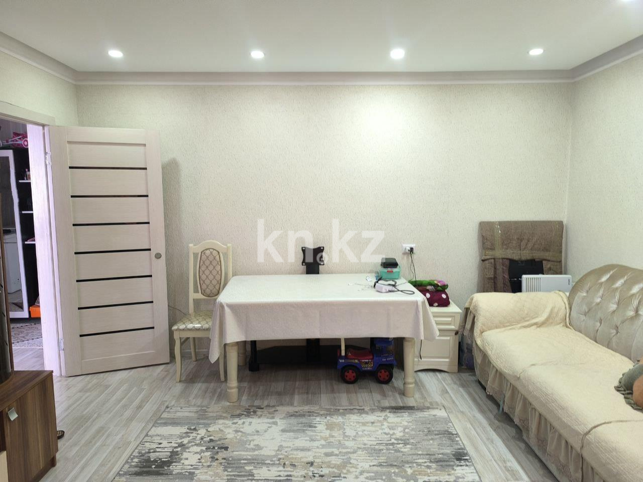 Продажа 3-комнатной квартиры, 64 м², ул. Таттимбета в Караганде - фото 2