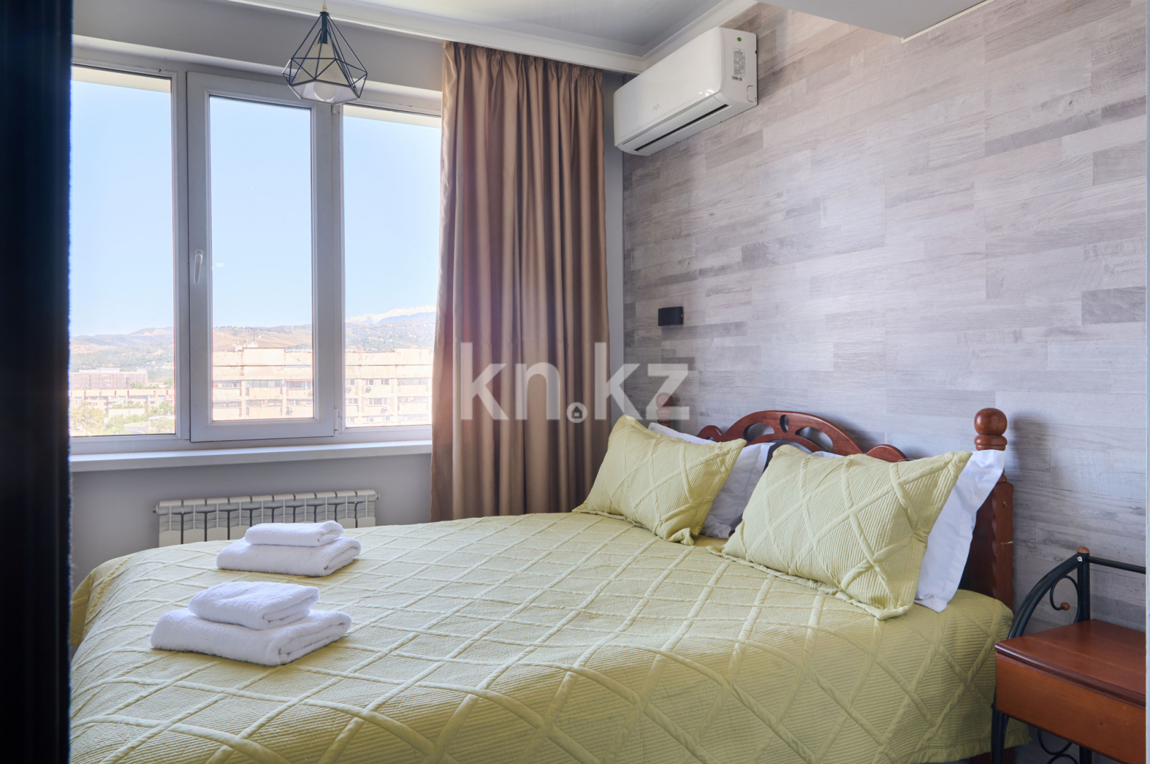 Аренда 1-комнатной квартиры посуточно, 45 м² - Аренда однокомнатных квартир посуточно в Алматы фото 1 из 22