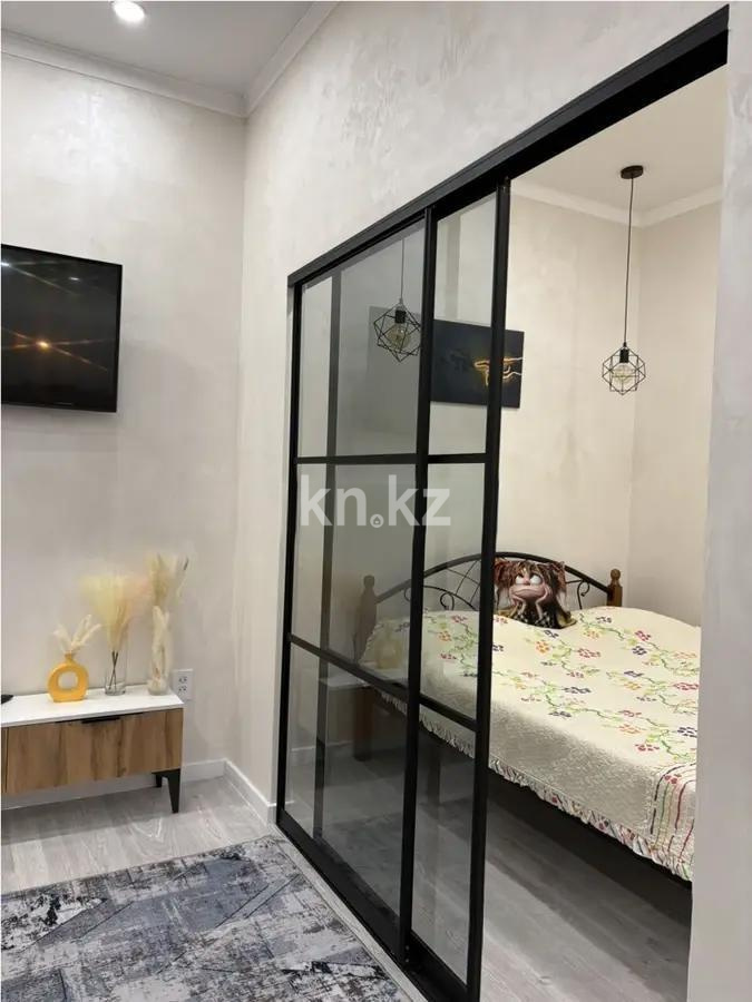 Продажа 2-комнатной квартиры, 46 м², пр. Шахтеров - Продажа квартир в Караганде фото 2 из 5