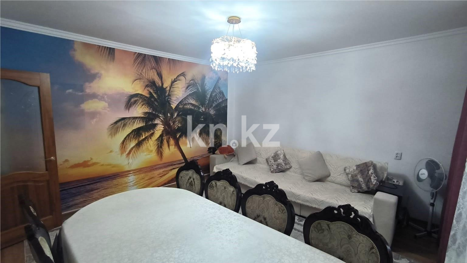 Продажа 3-комнатной квартиры, 64 м², мкр-н Гульдер-1 - Продажа  трехкомнатных квартир в Караганде фото 2 из 25