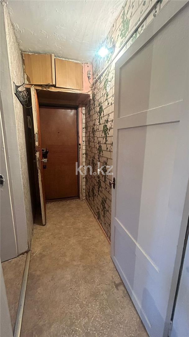 Продажа 2-комнатной квартиры, 44 м², мкр-н 16, дом  31 в Караганде - фото 11