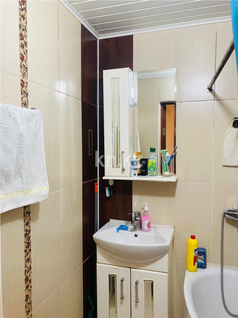 Продажа 4-комнатной квартиры, 83 м², ул. Муканова - Продажа  четырехкомнатных квартир в Караганде фото 18 из 24