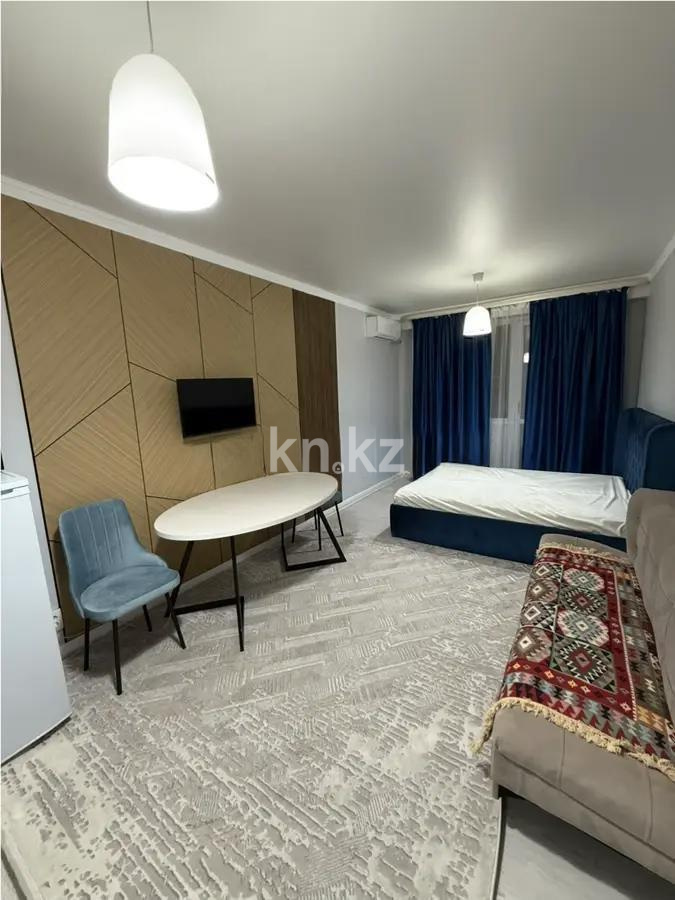 Продажа 1-комнатной квартиры, 35 м², ул. Толе би, дом  285/8 - Продажа  однокомнатных квартир в Алматы с фото фото 1 из 4