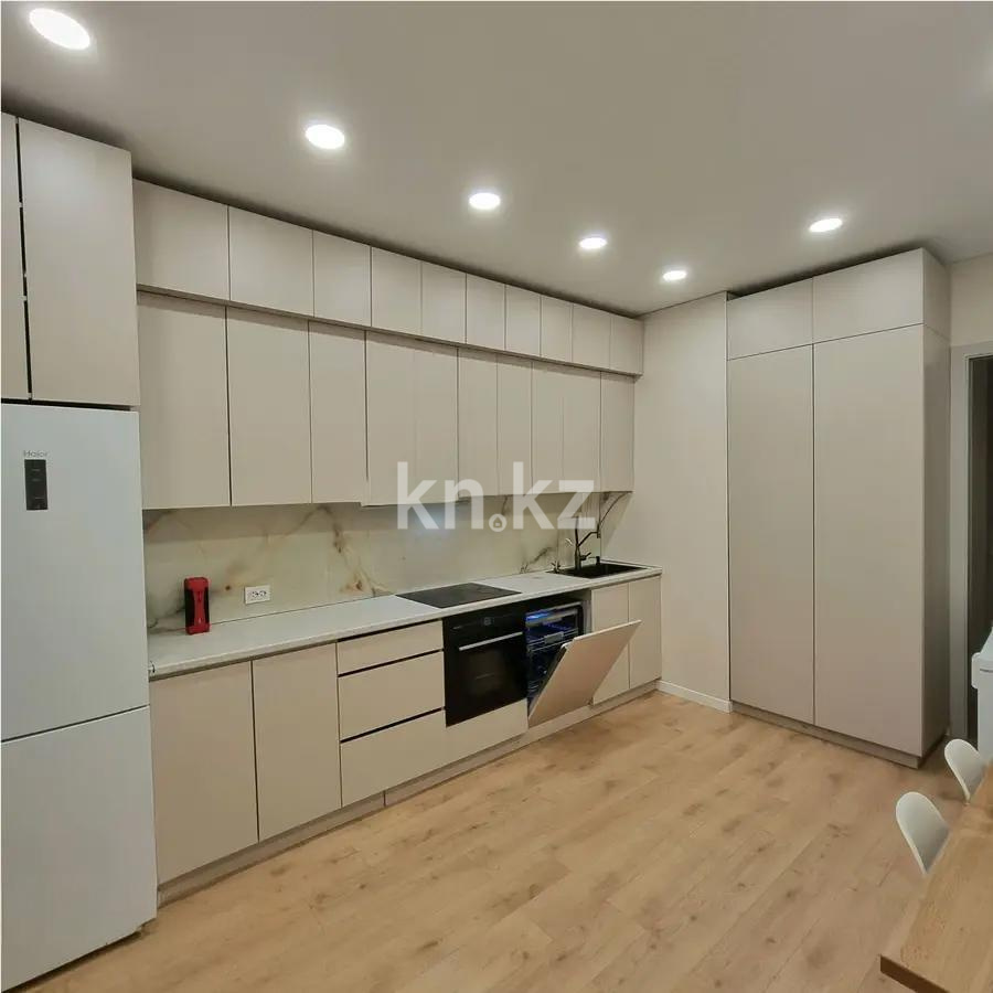 Продажа 3-комнатной квартиры, 92 м², ул. Утеген батыра, дом  11в в Алматы - фото 4