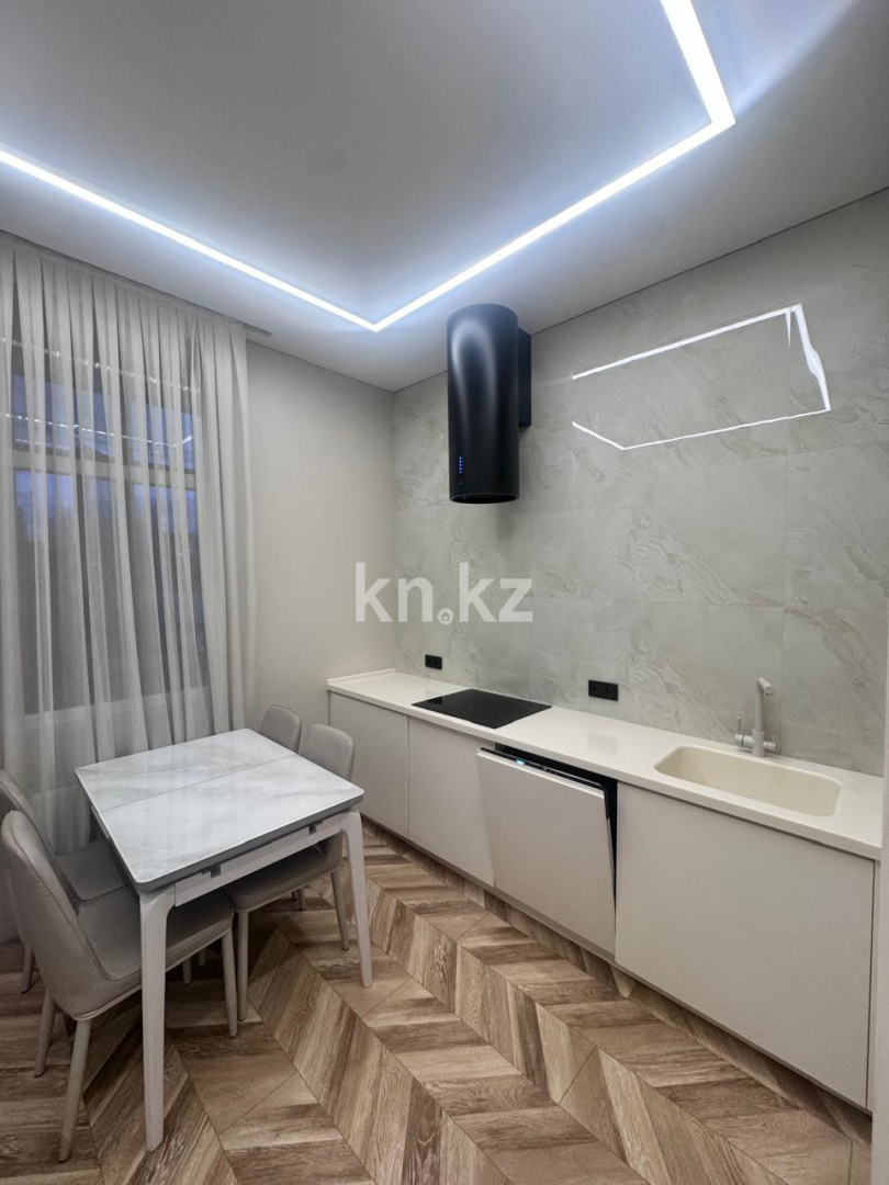 Продажа 3-комнатной квартиры, 92 м², пр. Туран в Астане - фото 12