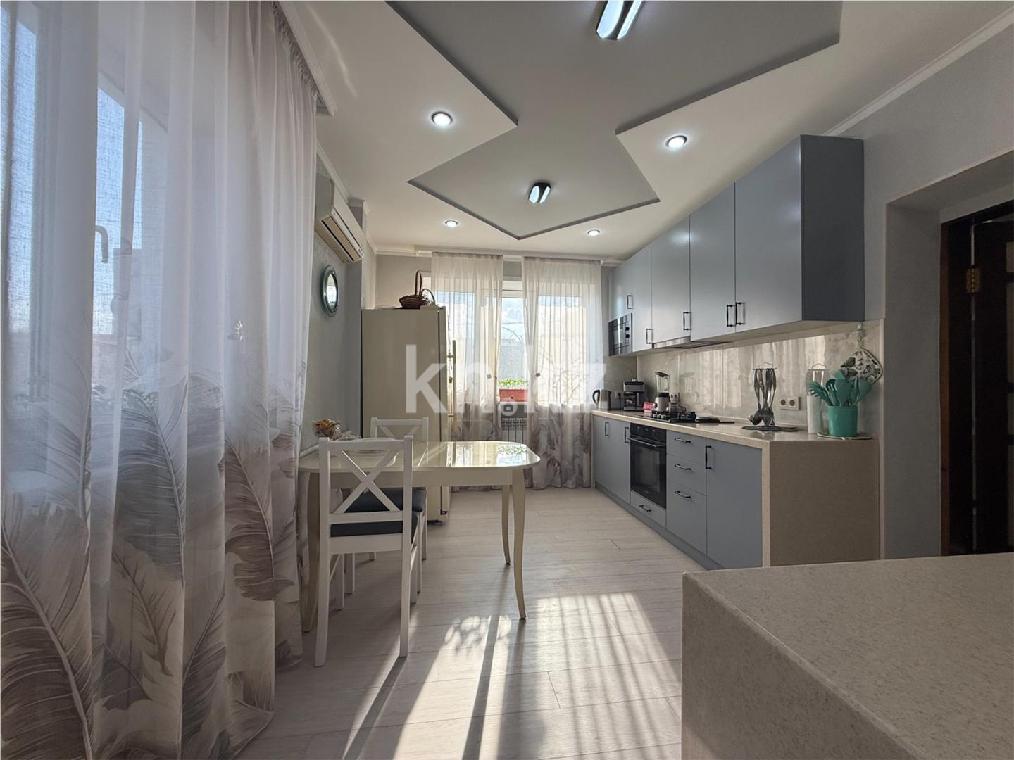 Продажа 7-комнатного дома, 300 м² в Караганде - фото 15